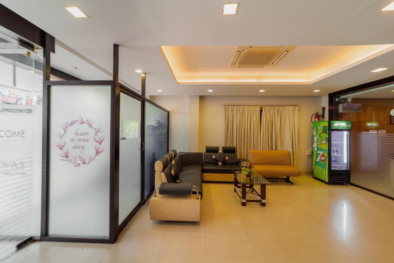 Ranas Residency Hotel Tiruchirappalli Buitenkant foto